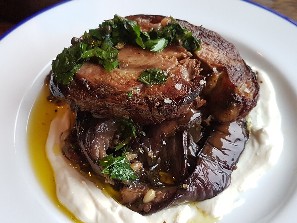 Hunkiar begienti, lamb in tomato sauce over smoked aubergine puree