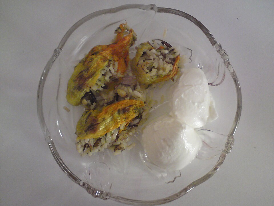 Greek kolokithoanthoi gemisti stuffed courgette flowers