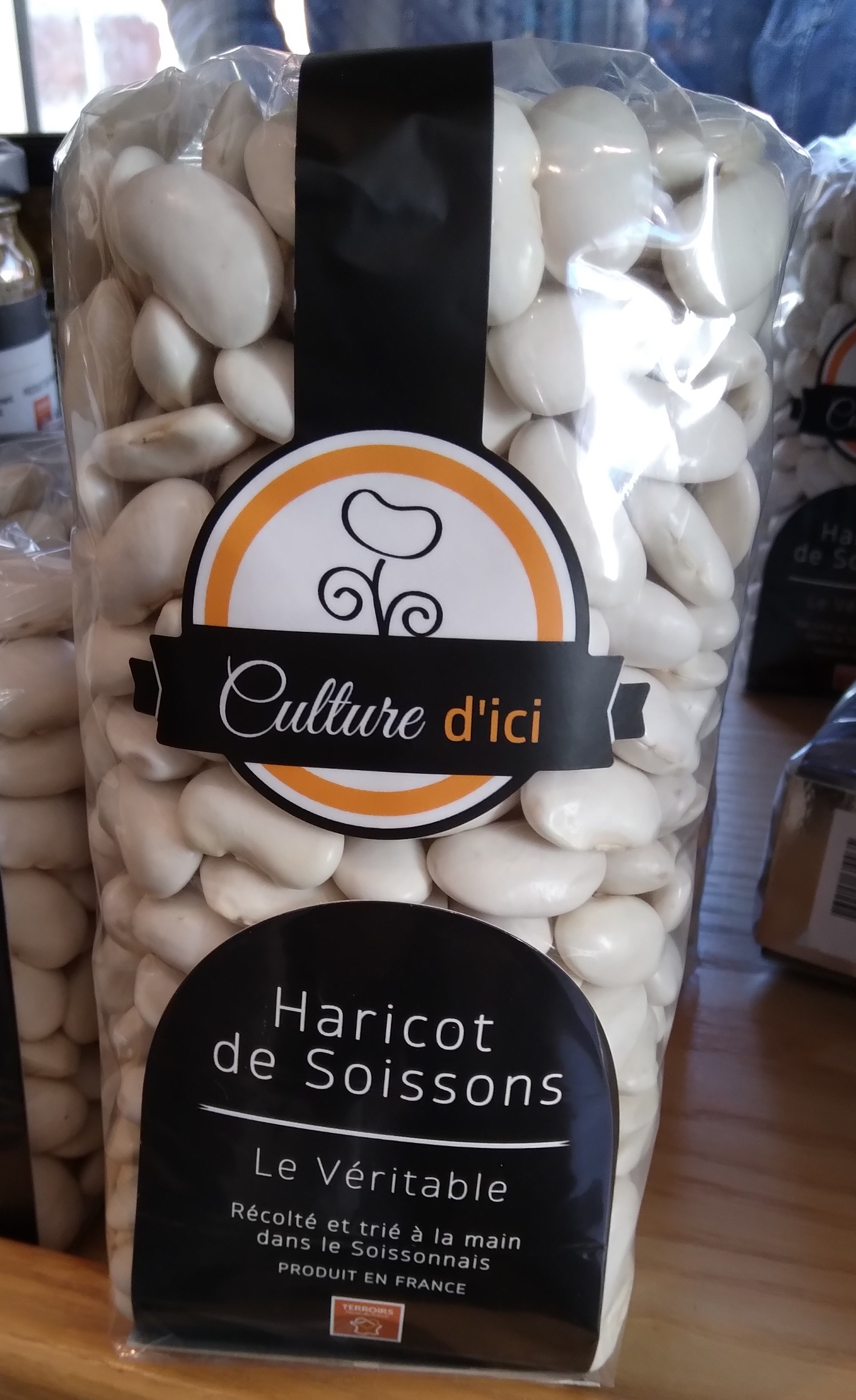 Dried small white beans used for Greek fasolada