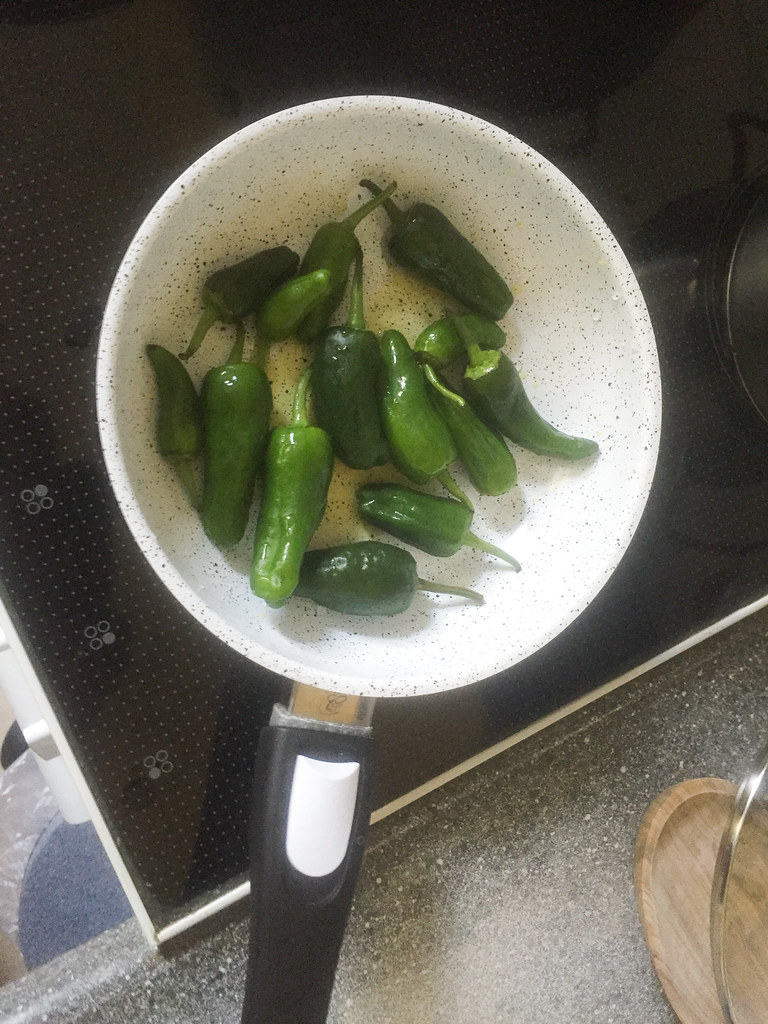 Greek piperies tiganites fried green peppers with lemon