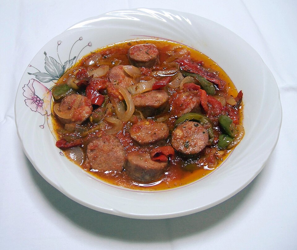 A pan of Greek spetzofai sausage and pepper stew